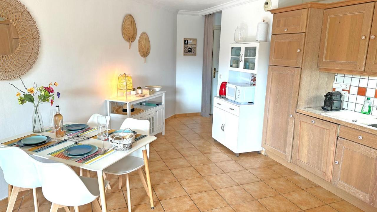 Appartement Les Pins Bleus A8 サント・マキシム エクステリア 写真