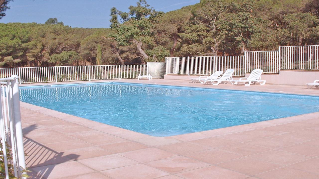 Appartement Les Pins Bleus A8 サント・マキシム エクステリア 写真