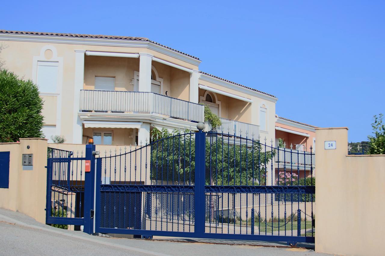 Appartement Les Pins Bleus A8 サント・マキシム エクステリア 写真
